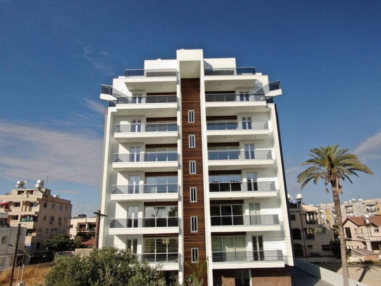 Academia Tower