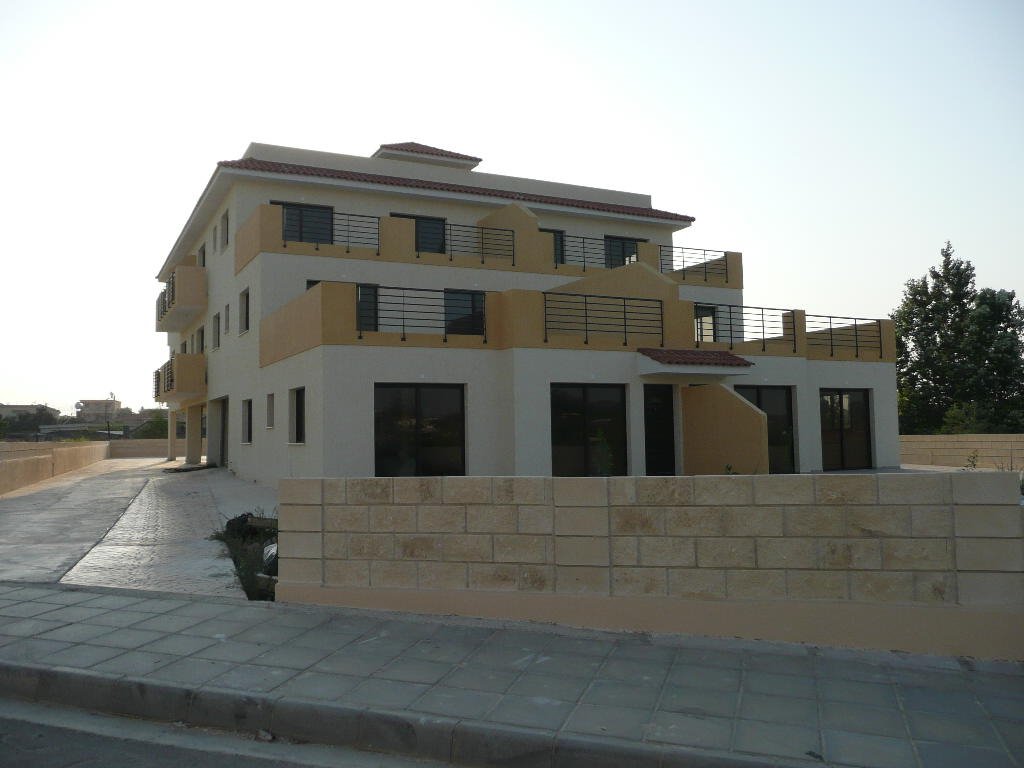 Hill Gardens Village Apartments
