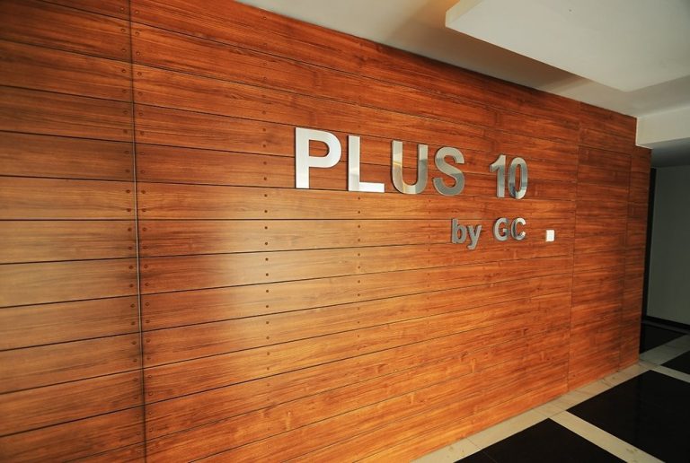 Plus 10 Marina Residence
