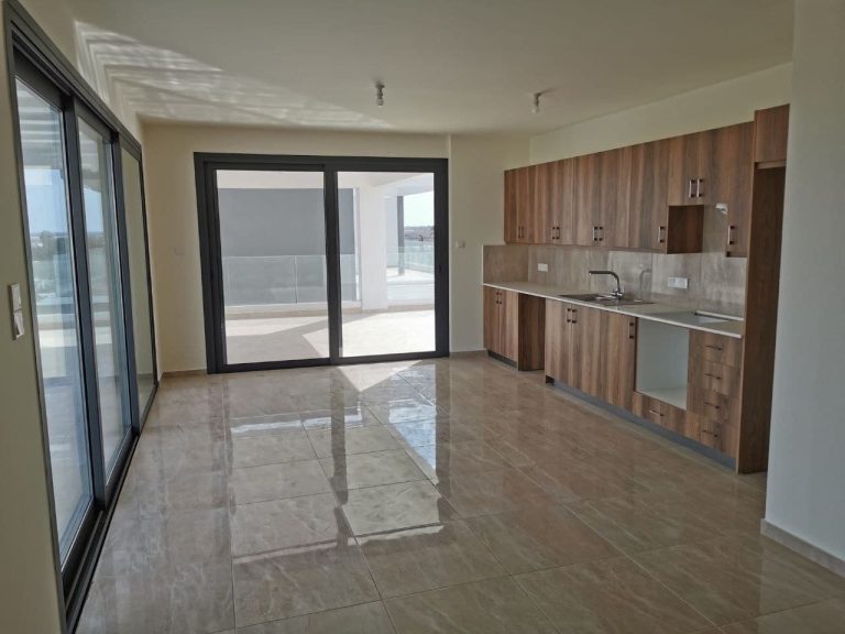 Plus 12 Residence
