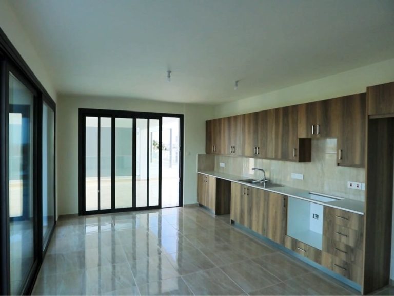 Plus 12 Residence