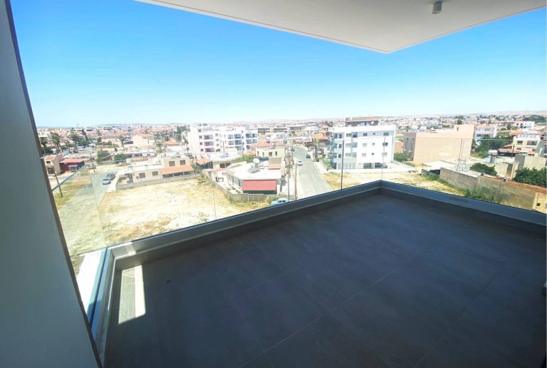 Plus 17 Media Residence