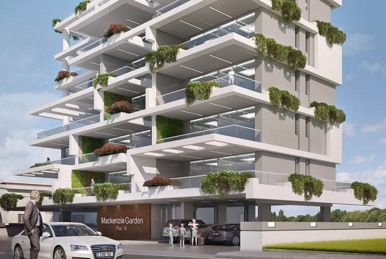 Plus 19 Mackenzie Gardens