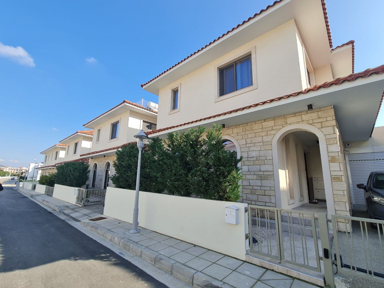 Q Livadia Gardens