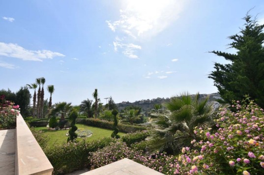 5 Bedroom Villa for Sale in Mesovounia, Limassol District
