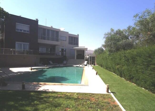 6+ Bedroom Villa for Sale in Kalogiroi, Limassol District