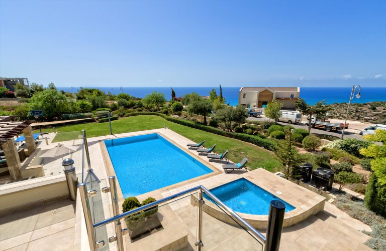 5 Bedroom Villa for Sale in Aphrodite Hills, Paphos District