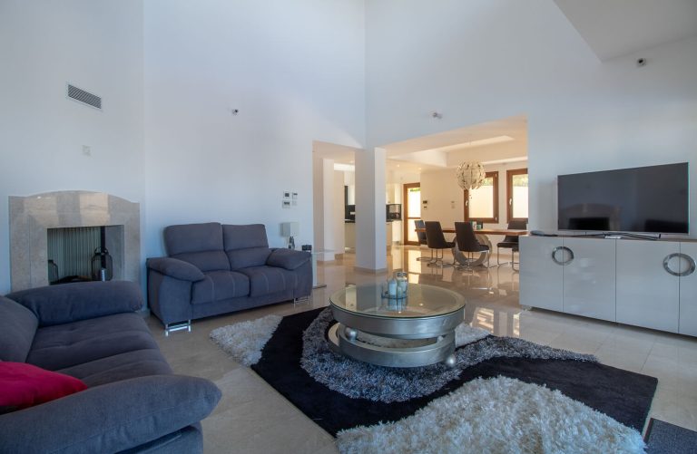 5 Bedroom Villa for Sale in Aphrodite Hills, Paphos District