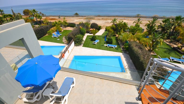 Faros Luxury Apartments