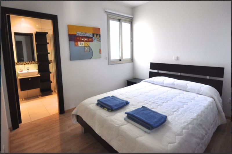3 Bedroom Apartment for Sale in Pervolia Larnacas