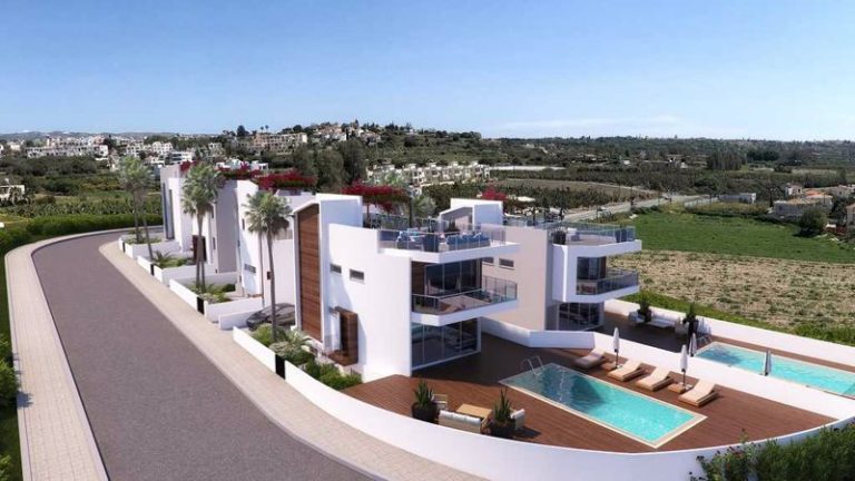 6+ Bedroom House for Sale in Kissonerga, Paphos District