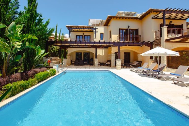 6+ Bedroom House for Sale in Aphrodite Hills, Paphos District