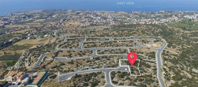 6+ Bedroom House for Sale in Peyia, Paphos District