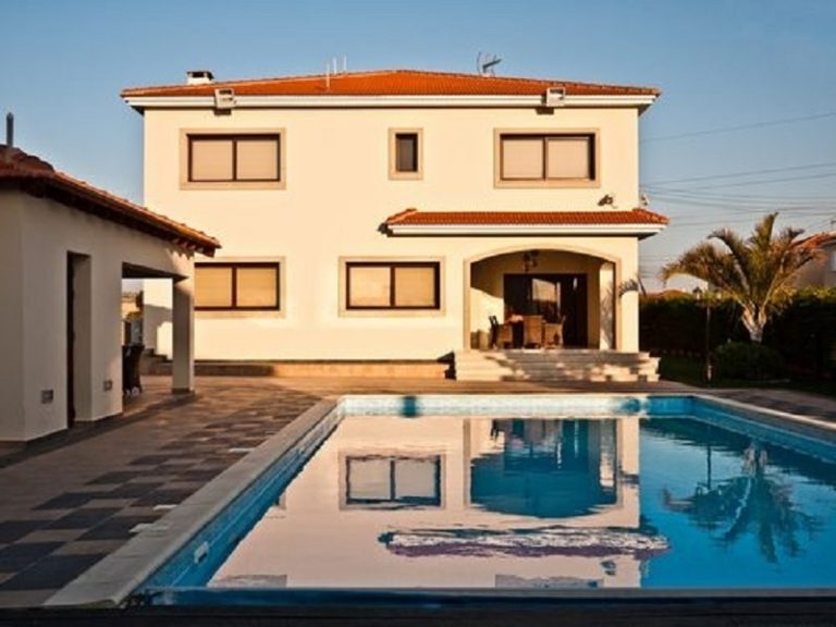 5 Bedroom House for Sale in Pyla, Larnaca District