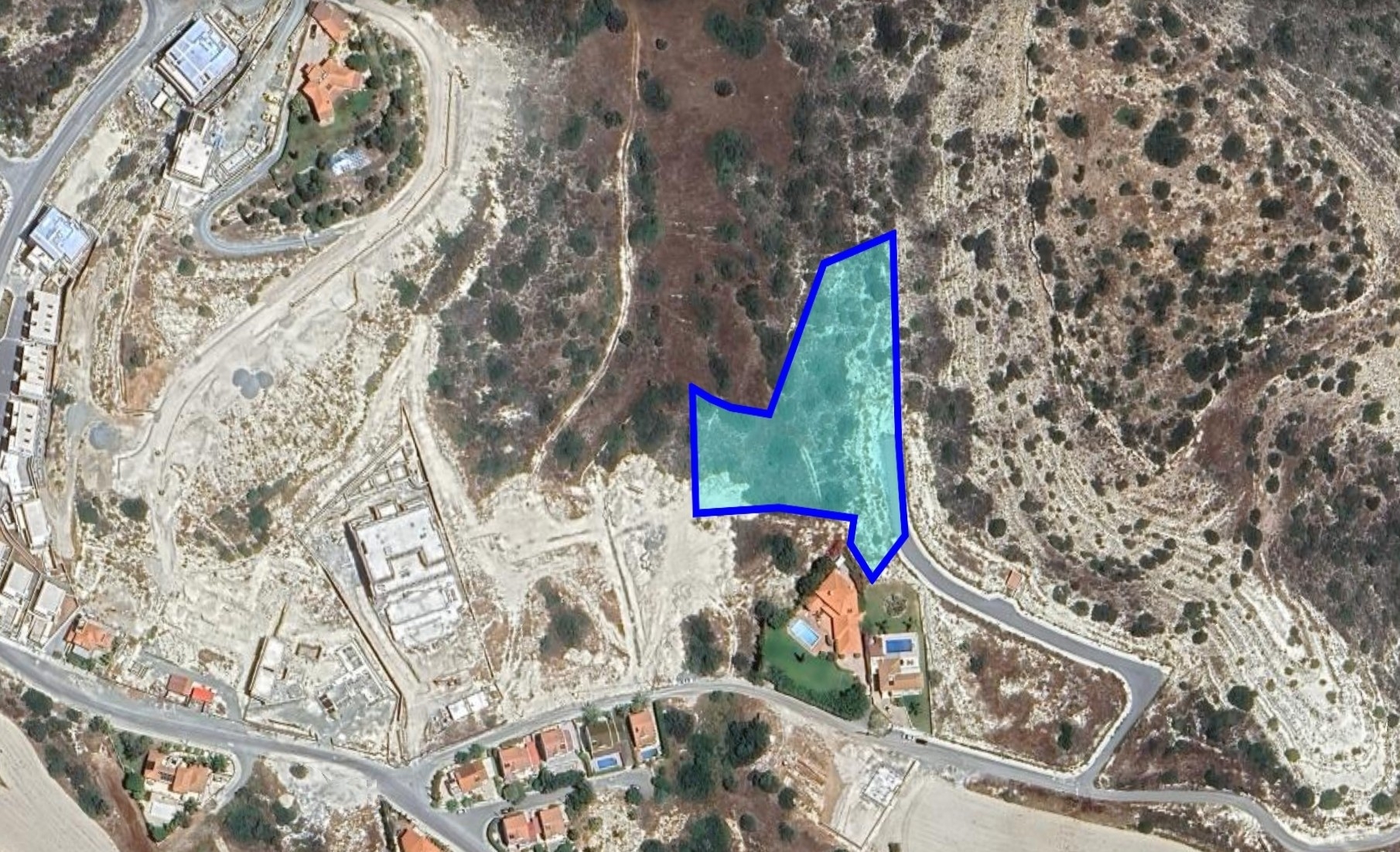 5,544m² Residential Plot for Sale in Agios Tychonas, Limassol District