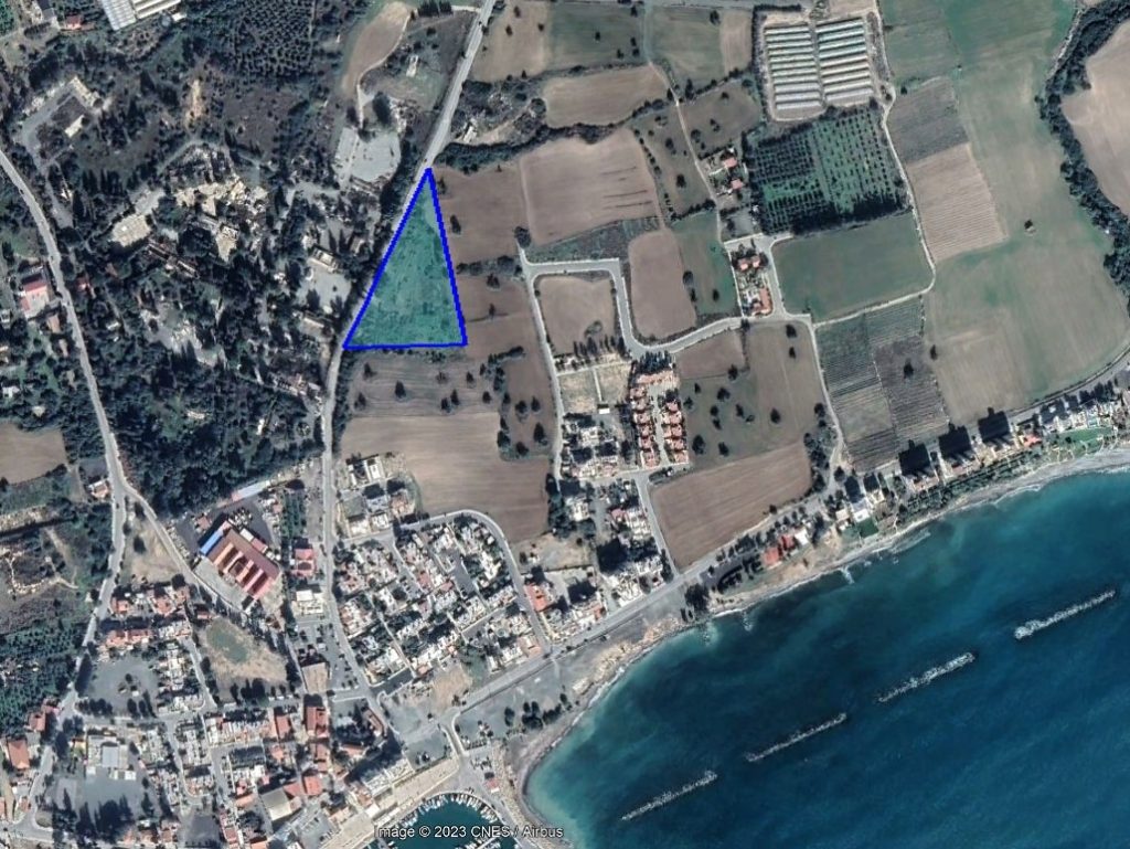 9,960m² Plot for Sale in Zygi, Larnaca District