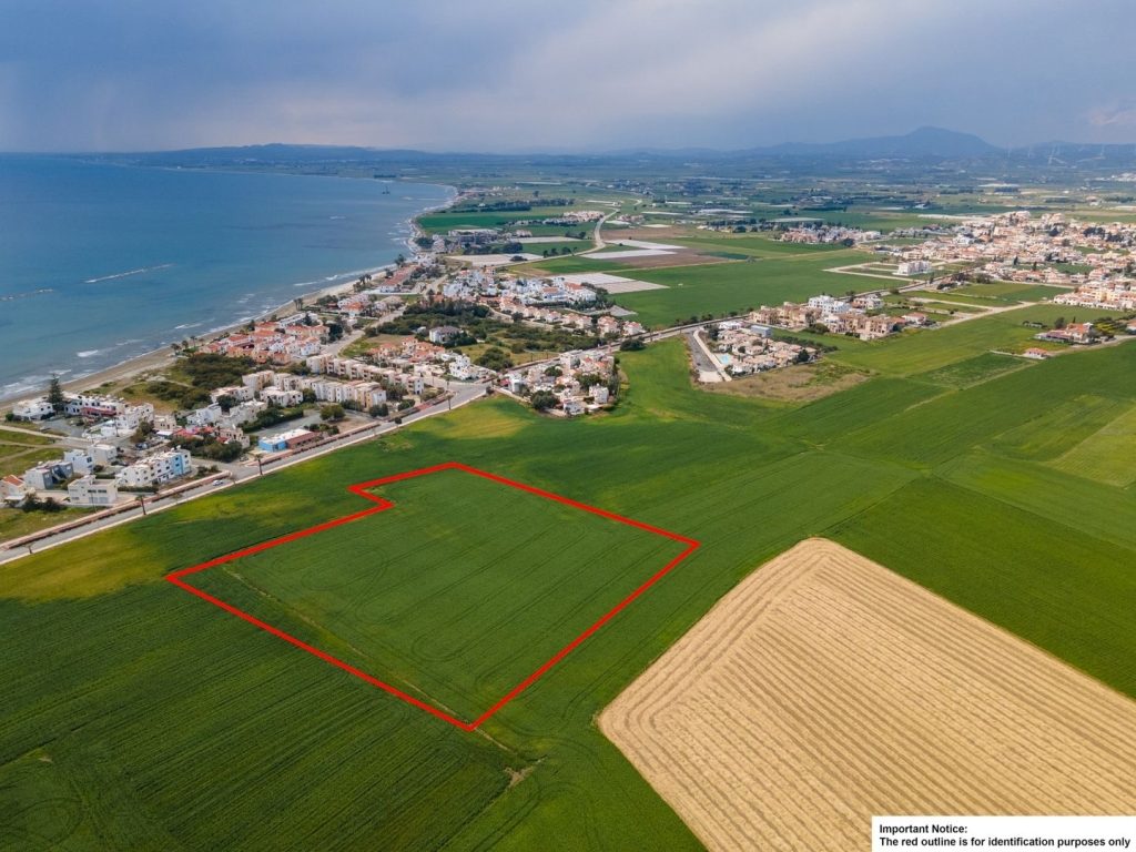 14,580m² Plot for Sale in Pervolia Larnacas