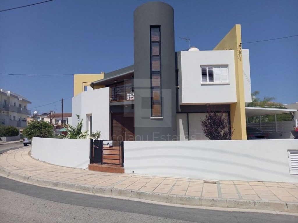 4 Bedroom House for Sale in Engomi, Nicosia District