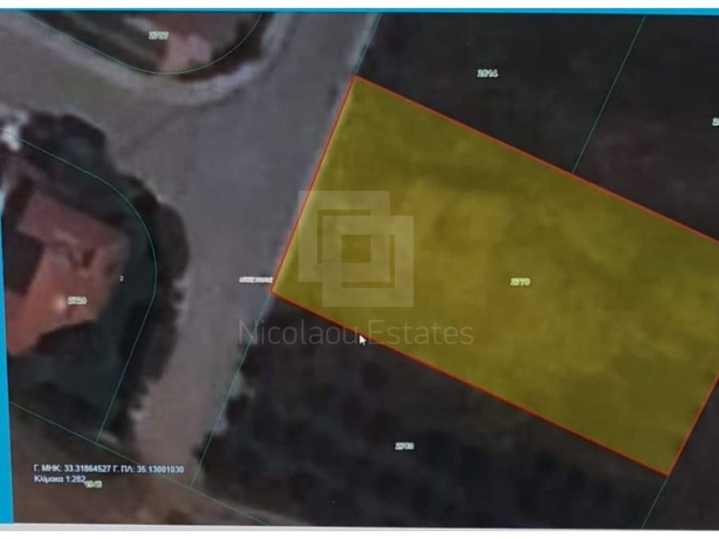 1,079m² Plot for Sale in Nicosia District