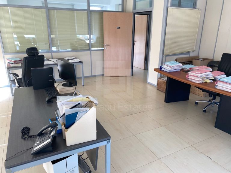 Офис 170 м² в аренду в районе Никосии