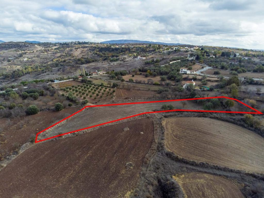 3,679m² Plot for Sale in Lasa, Paphos District