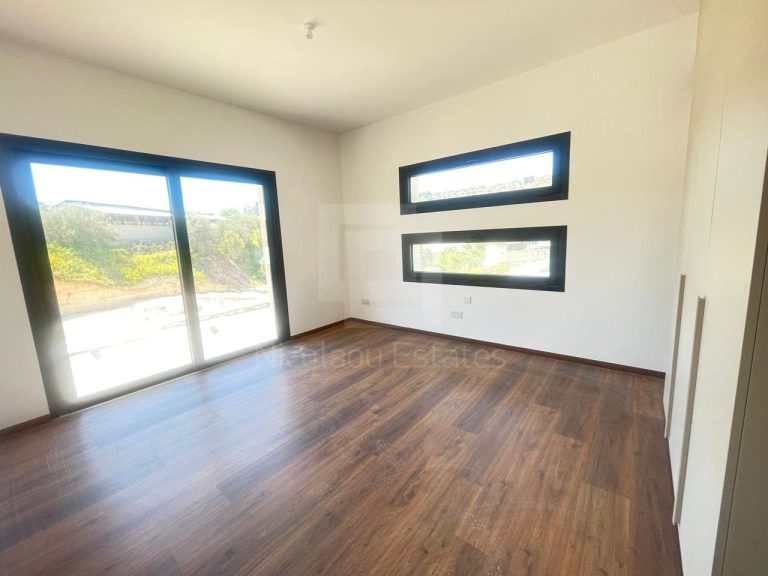 4 Bedroom House for Sale in Agios Tychonas, Limassol District