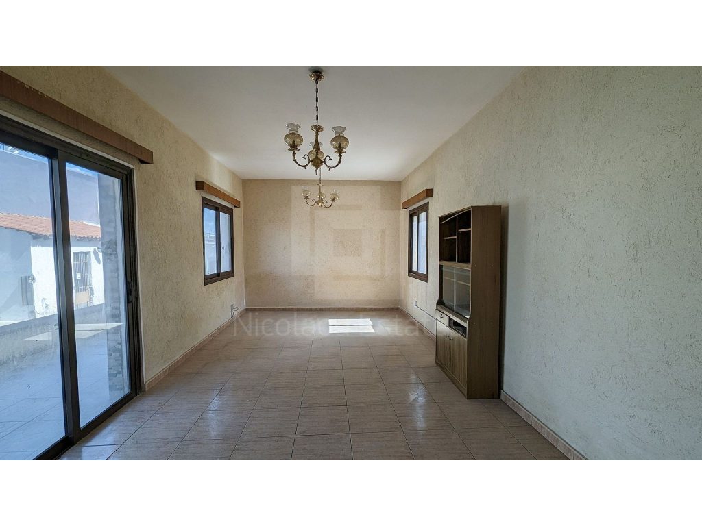 3 Bedroom House for Sale in Lythrodontas, Nicosia District