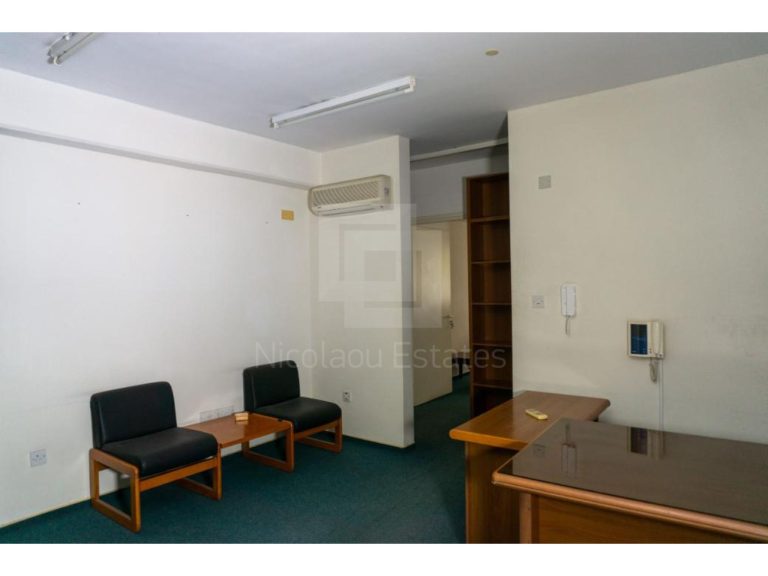 331m² Office for Sale in Agioi Omologites, Nicosia District