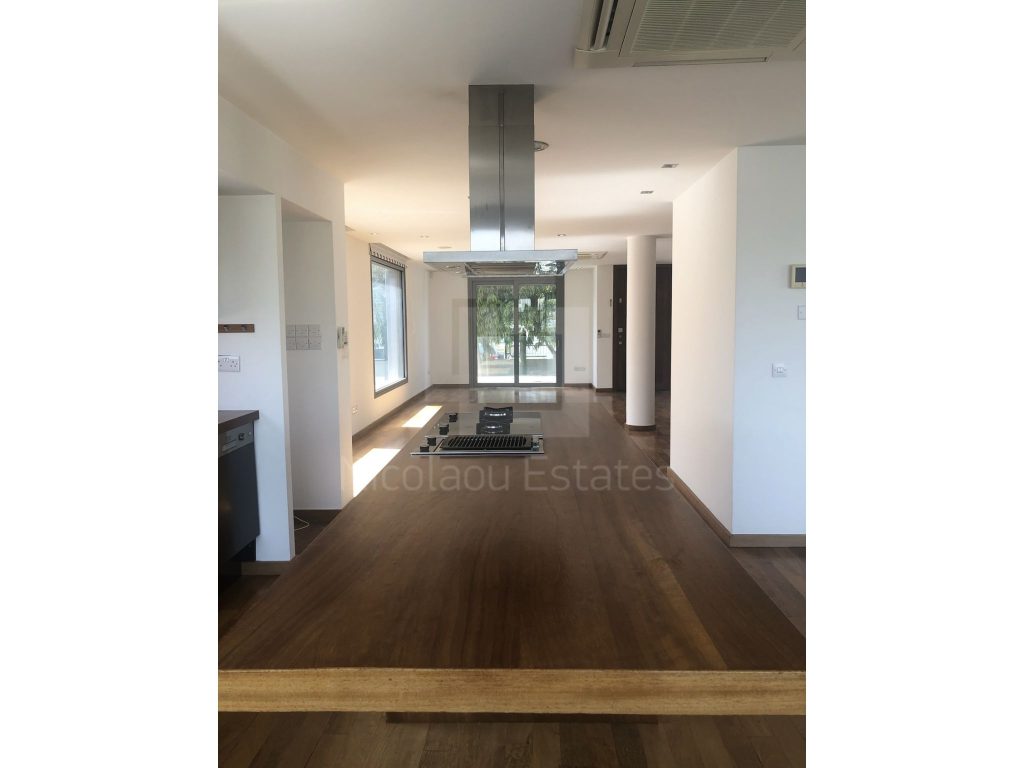 3 Bedroom House for Sale in Strovolos, Nicosia District