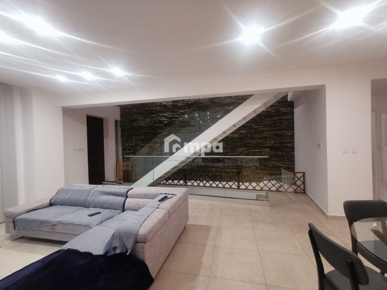 4 Bedroom House for Sale in Kallepeia, Nicosia District