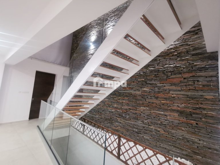 4 Bedroom House for Sale in Kallepeia, Nicosia District