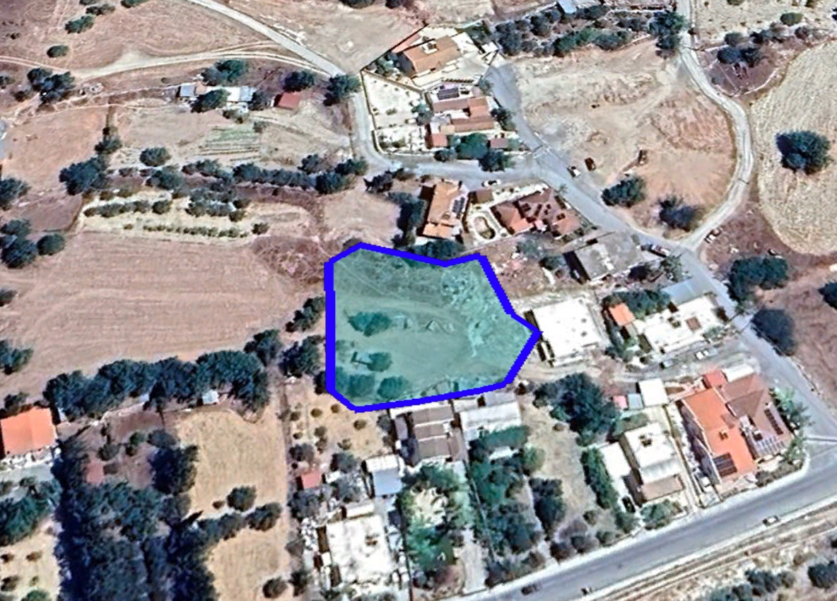 1,840m² Residential Plot for Sale in Paramytha, Limassol District