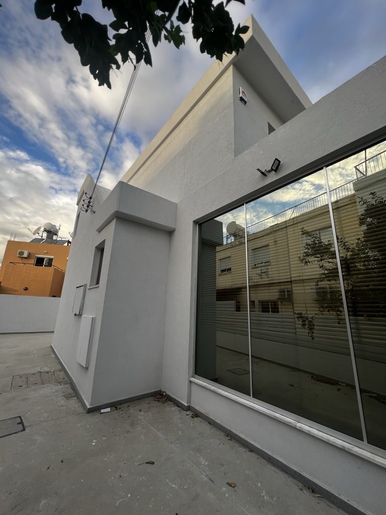 294m² Office for Sale in Limassol