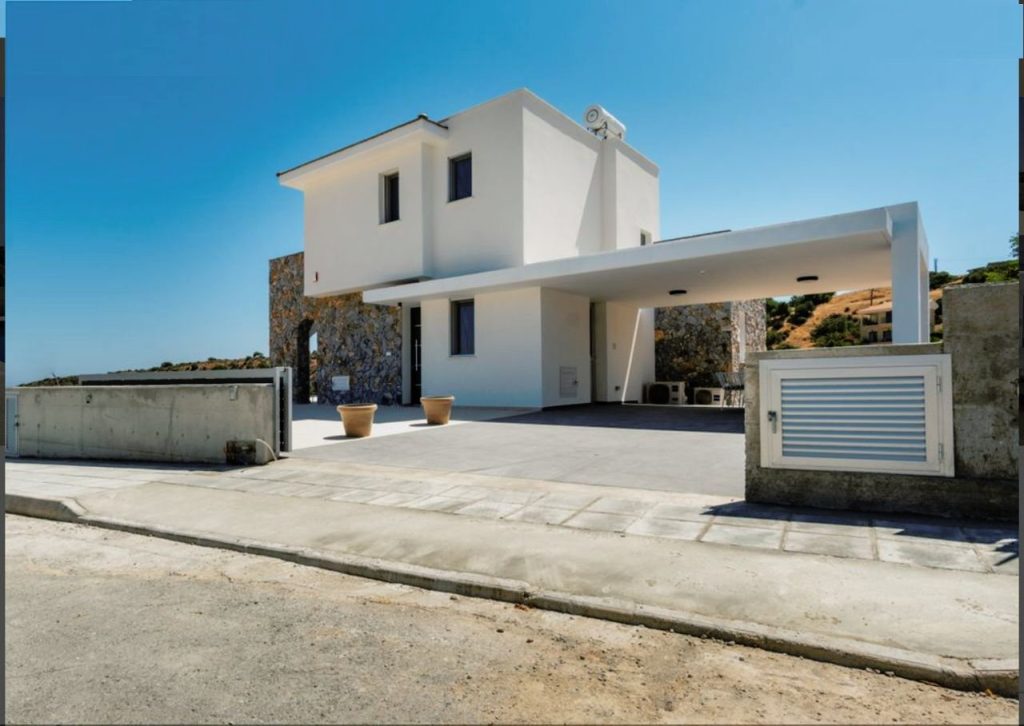 3 Bedroom House for Rent in Pissouri, Limassol District