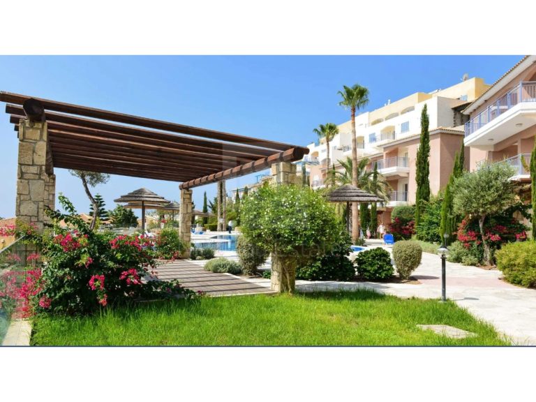 2 Bedroom Apartment for Sale in Geroskipou, Paphos District