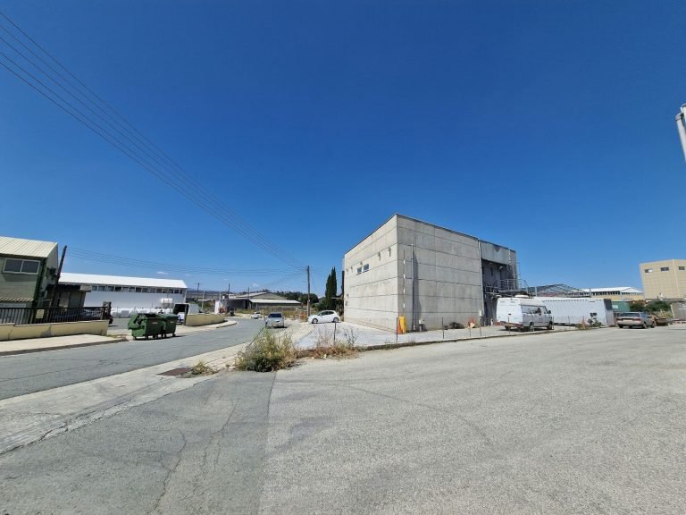 Warehouse for Sale in Dali, Nicosia District