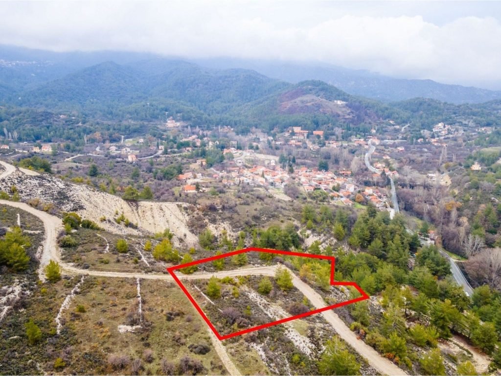 2,007m² Plot for Sale in Pera Pedi, Limassol District