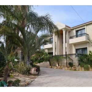 5 Bedroom House for Sale in Limassol – Agios Athanasios