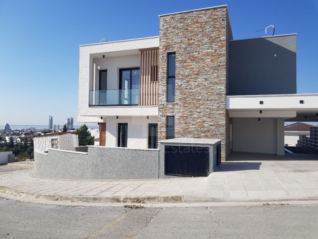 5 Bedroom House for Sale in Limassol District