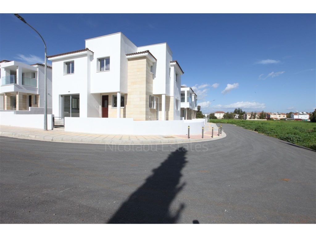 4 Bedroom House for Sale in Strovolos, Nicosia District