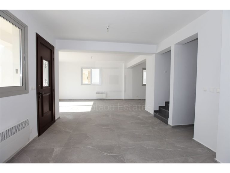 4 Bedroom House for Sale in Strovolos, Nicosia District