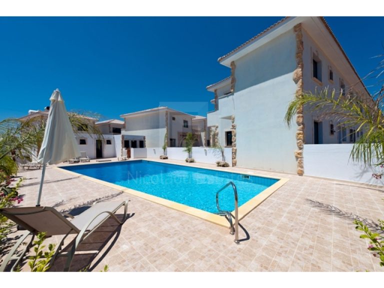 Cheap Houses and Villas for Sale Famagusta up to 300000 euro