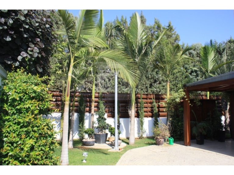 3 Bedroom House for Sale in Parekklisia, Limassol District