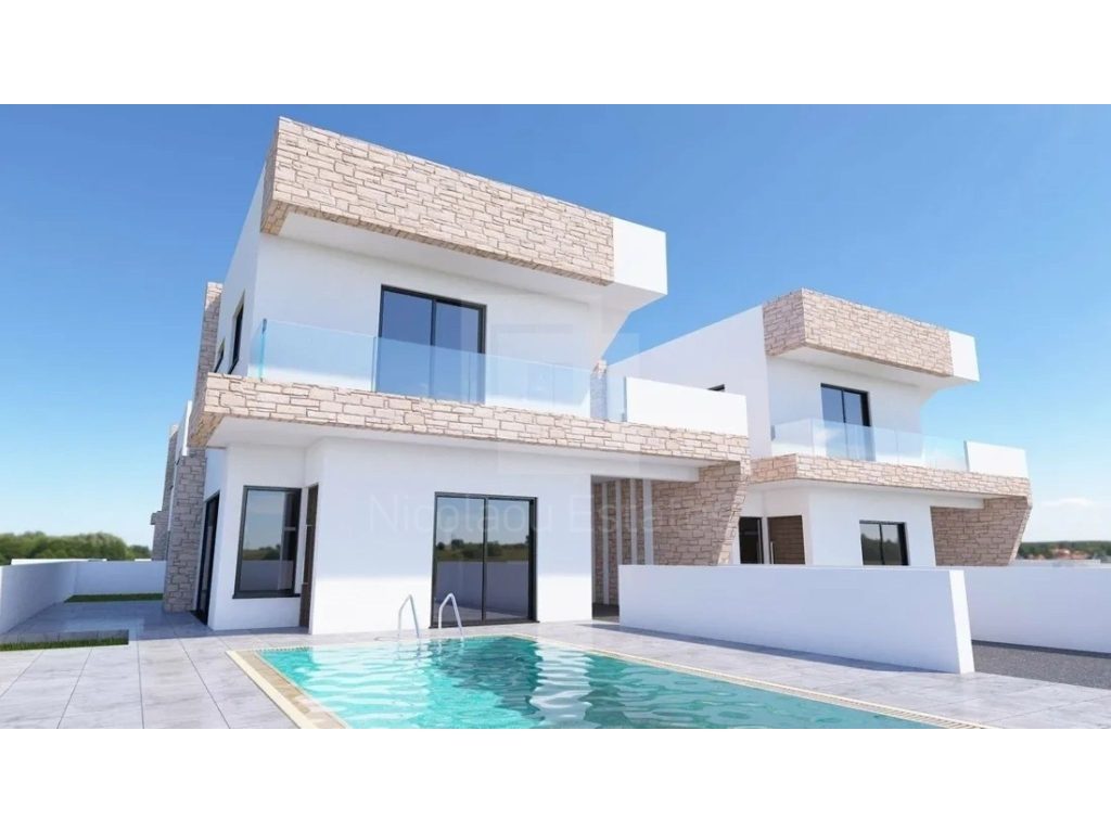 4 Bedroom House for Sale in Paphos – Emba