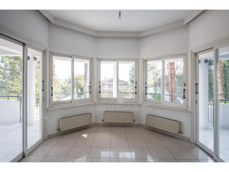 3 Bedroom House for Sale in Strovolos, Nicosia District