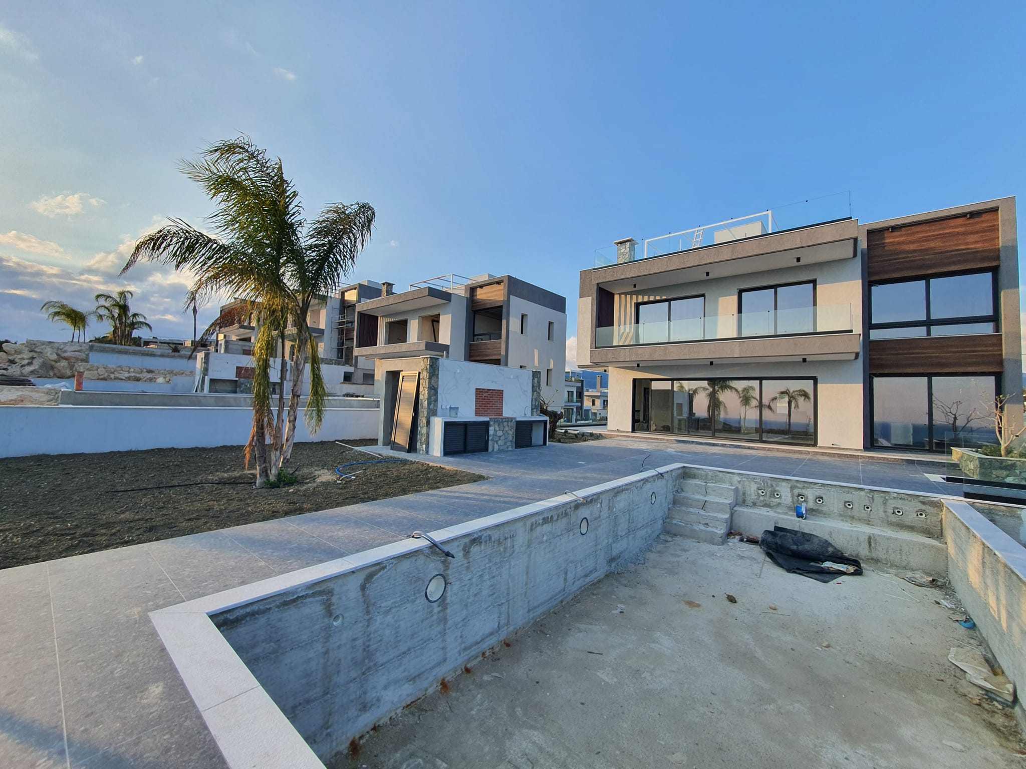 6+ Bedroom House for Sale in Parekklisia, Limassol District