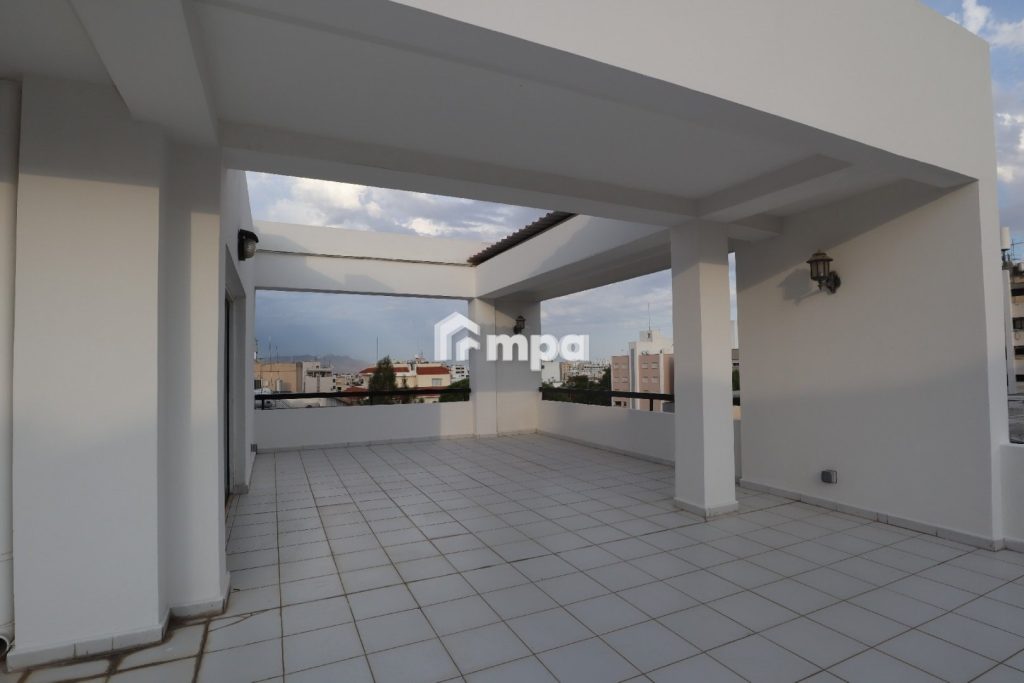 20m² Office for Rent in Agioi Omologites, Nicosia District