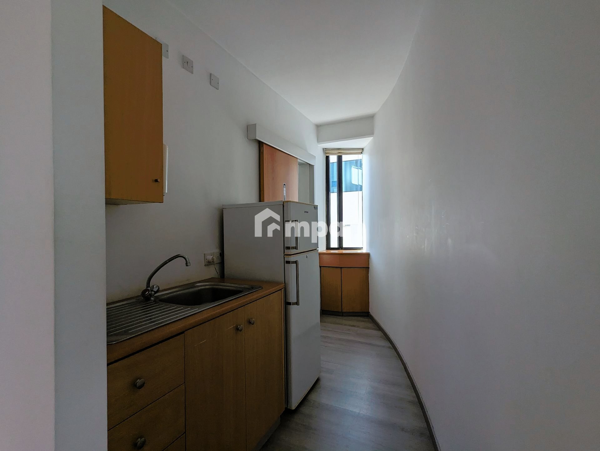 200m² Office for Rent in Nicosia District