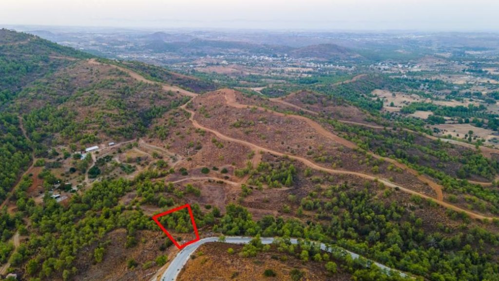 2,370m² Plot for Sale in Kornos, Larnaca District