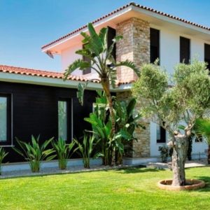 6+ Bedroom House for Sale in Dromolaxia, Larnaca District